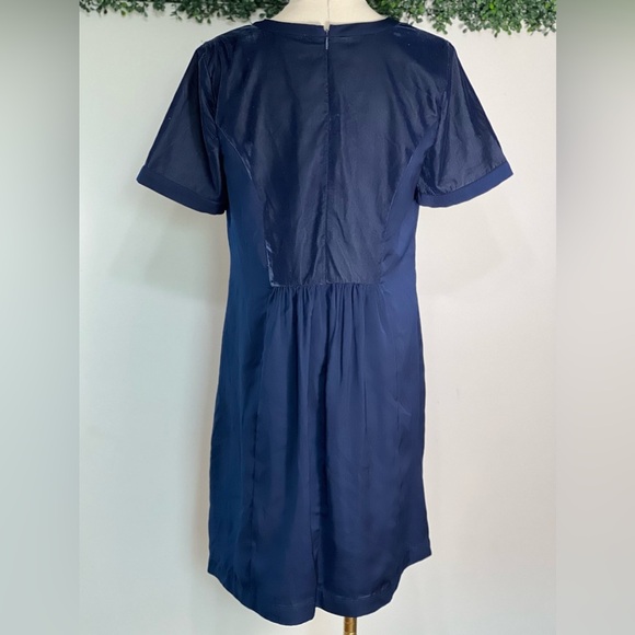 Loft Navy Blue Velvet Blocked Shift Mini Dress Short Sleeve Size Small - Picture 5 of 9